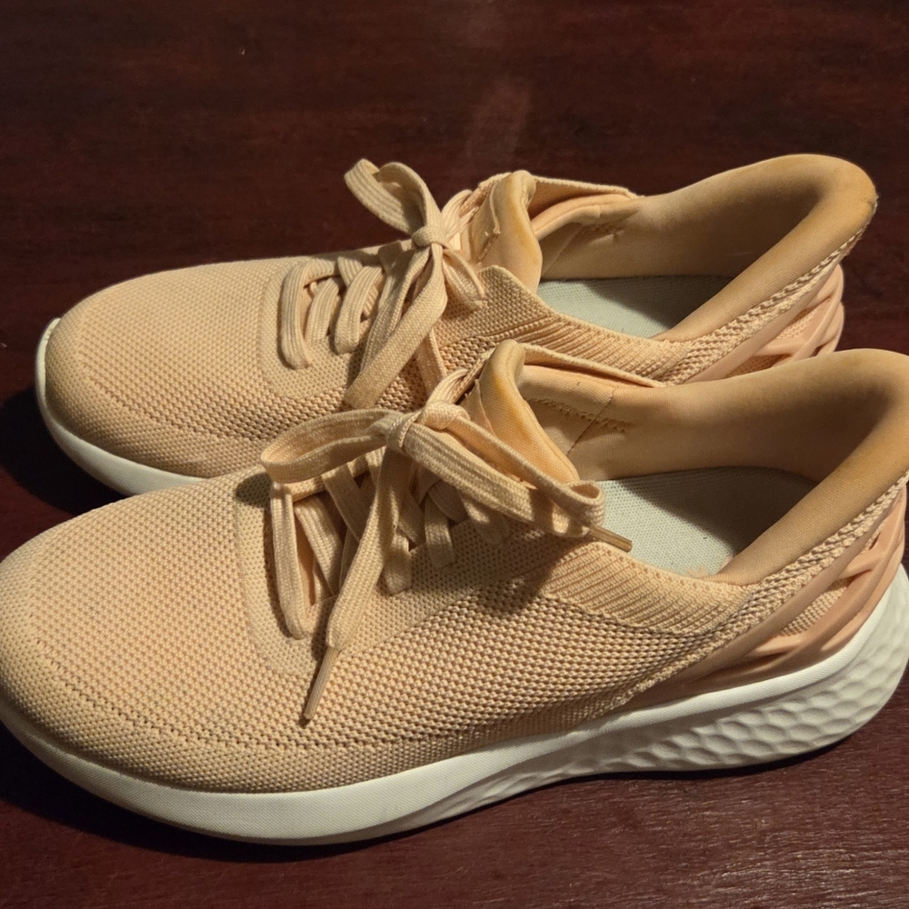 SOLD-Kizik Peach Sneakers